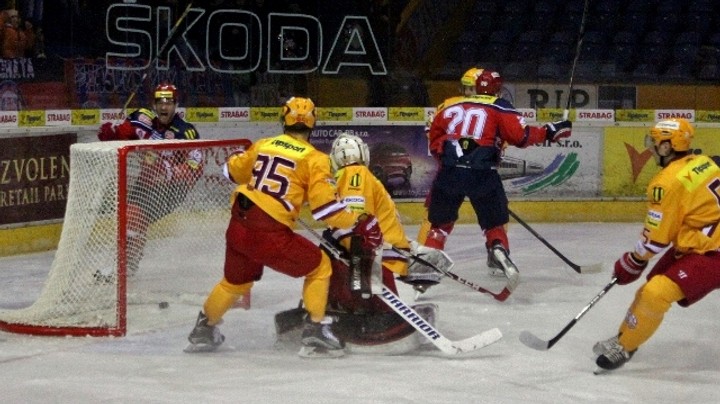 Zvolen zdolal Duklu, Šimkov tretí shot-out sezóny
